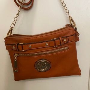 MK CROSSBODY BAG